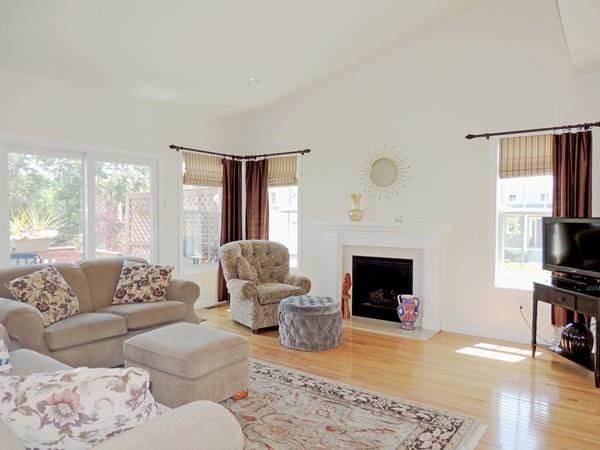 Prince Changed – Condo – Townhouse 21 Quail Ridge Dr – Unit 21 Acton, MA 01720